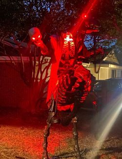 Halloween 8.5ft animated knight dullahan - headless horseman