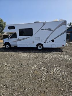 2012 Ford E350 Motorhome Majestic