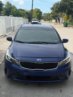 2017 kia forte for sale !!!!!