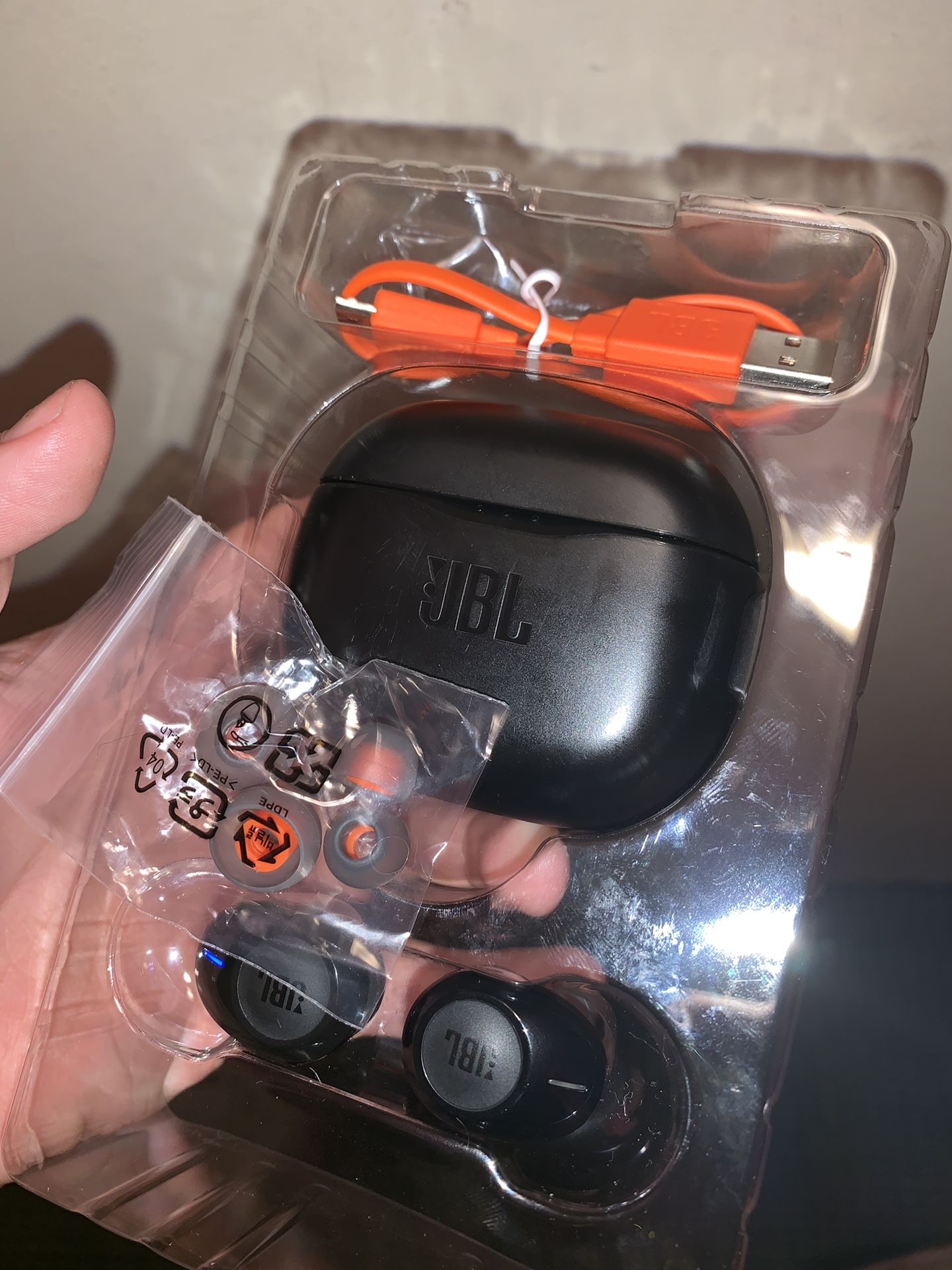 Jbl earbuds