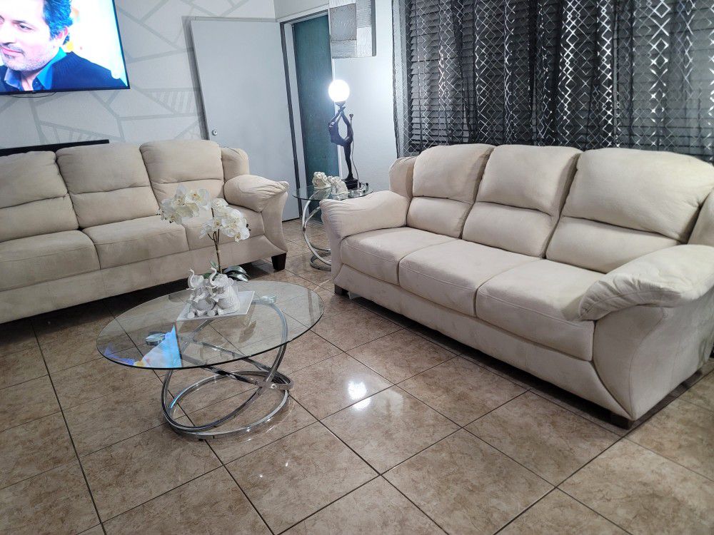 Couches Sofas 2 Pieces 3 Seater.