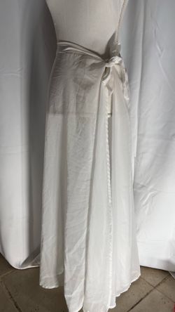 Woman’s white Bikini shear Wrap Skirt, size S-M