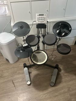 Roland V-Drums HD-1 Electronic Drum Kit w/ Roland Headphones