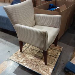 Stylish  Lounge Chair Nuetal Color