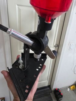Lee Precision 90058 Perfect Powder Measure Red w/ Stand