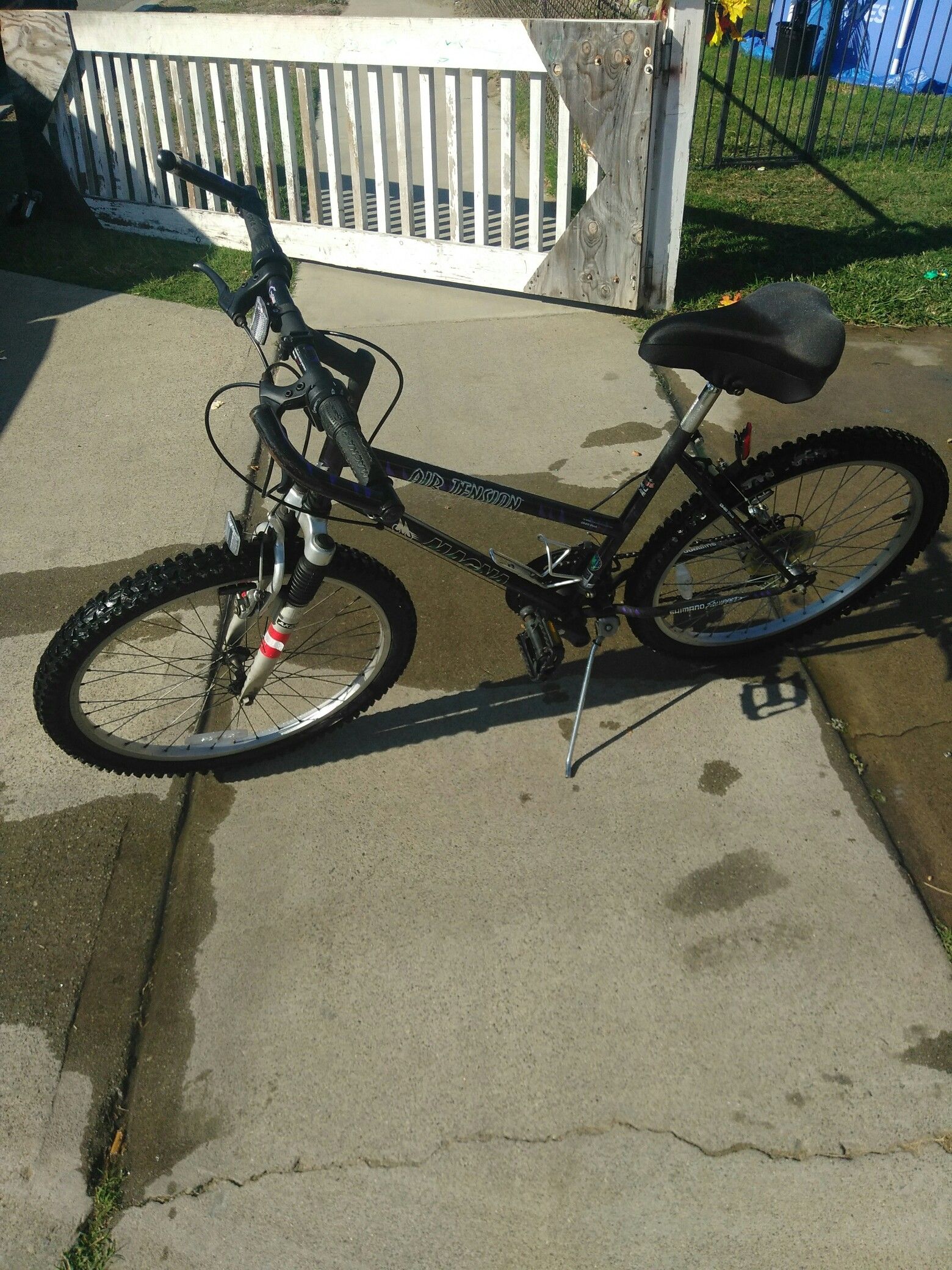 24" black step through mountain bike 75$