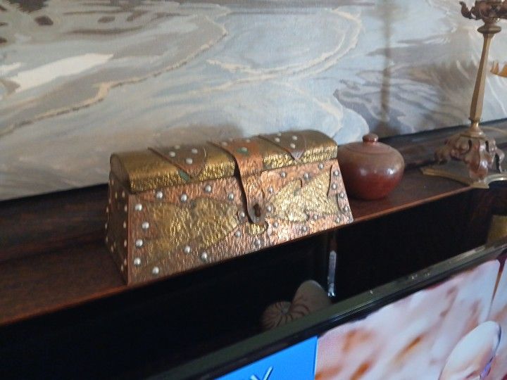 9 Inch Craftsman Antique Hand Hammered Copper Brass Pewter Box Hasp Hinges Rivited