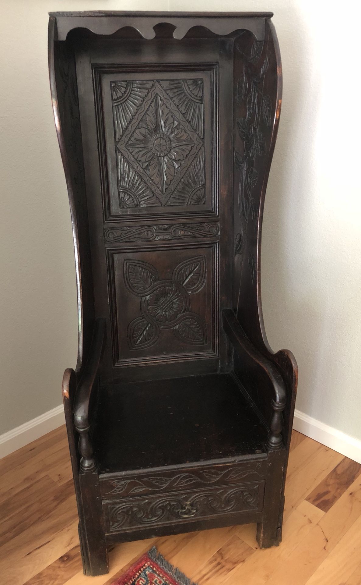 Rare Antique Hooded Lambing Chair