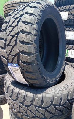 33/1250/20 New Tires Maxtrek RT