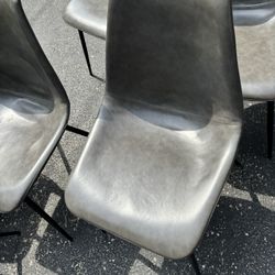 6 Dinning Leather Chairs And 4 Bar Stols Excelente Condición Metal Francés