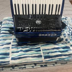 Hohner Bravo