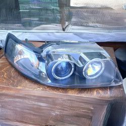 Fits 1999-04 Ford Mustang RH Passenger Side Halo Projector Headlight