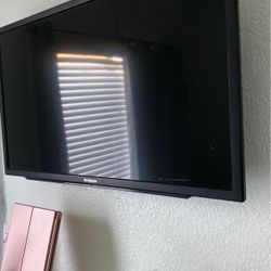 Westinghouse Tv 32”