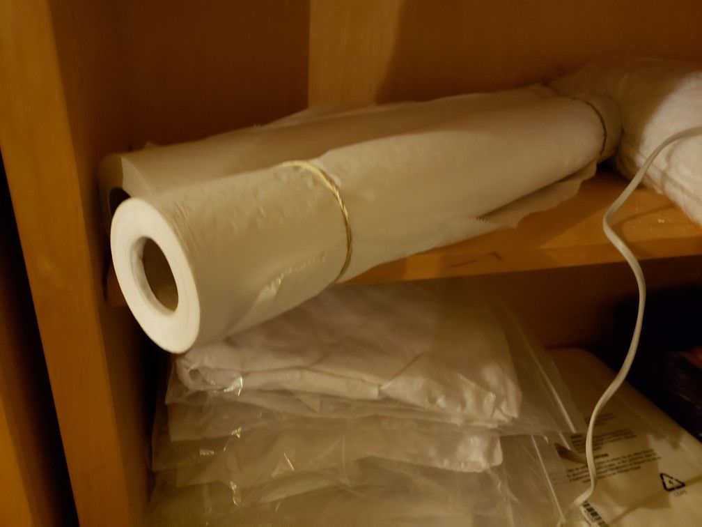 225 ft table paper roll