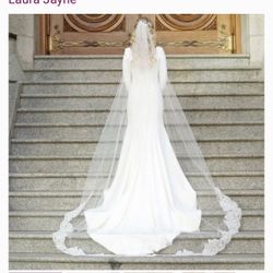 Laura Jayne Cathedral Veil