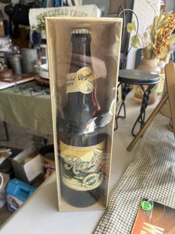 Collector’s Rainier bottle