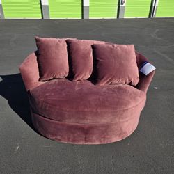 Thomasville Wendell 52" Fabric Swivel Chair *DELIVERY AVAILABLE