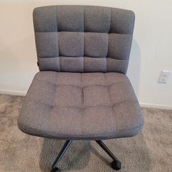 Furnimart Swivel Chair