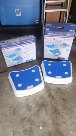 Stackable Bath Step/ Escalón Apilable Para Baño