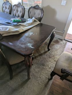Dining table x 8 chairs
