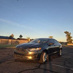 2020 Ford Fusion Se 