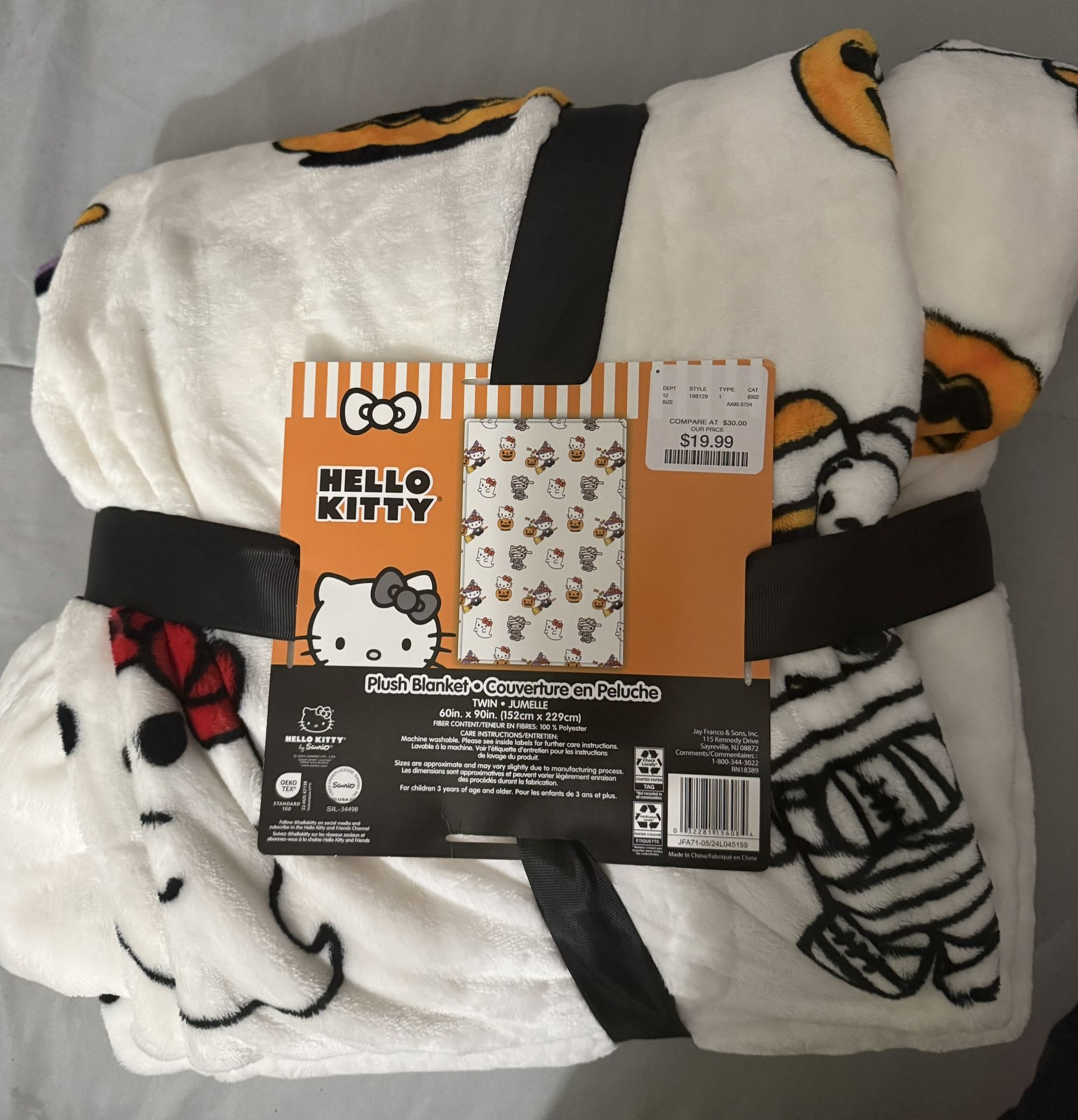 Hello Kitty Halloween Blanket