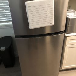 Frigidaire Refrigerator