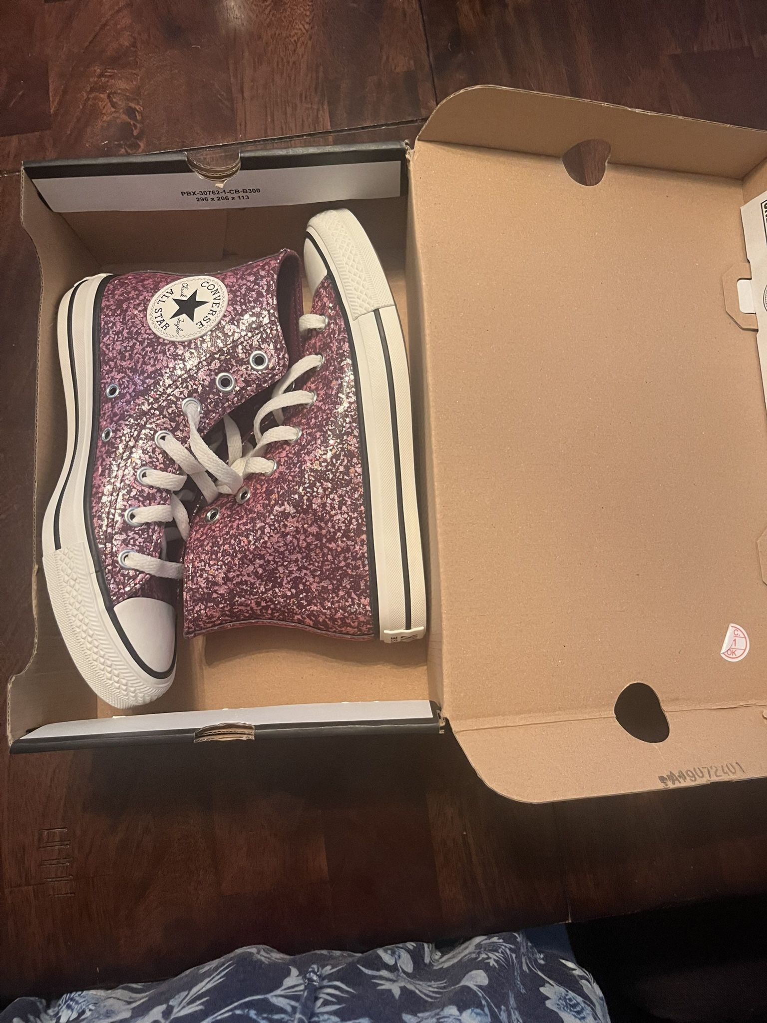 Converse High Tops Brand New In Box size 7