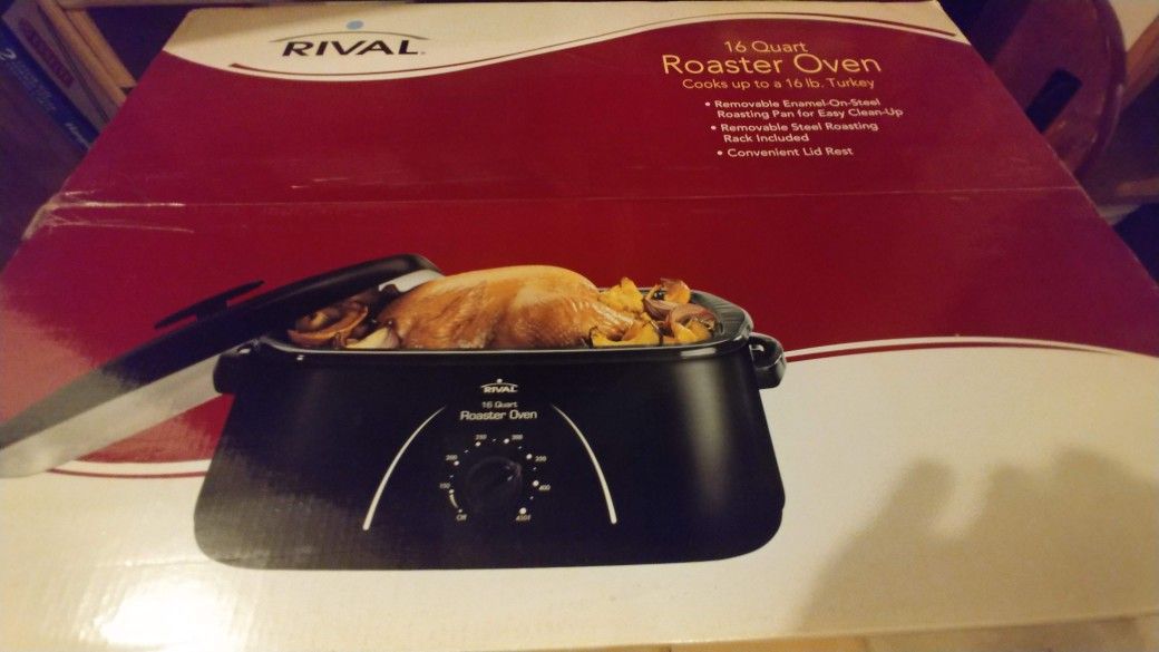 Brand New Rival Turkey Roaster Oven 16qt