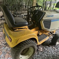 Cub Cadet Riding Tractor (older One) Pick up Only 