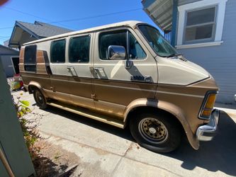 1987 Dodge Ram Family Wagon