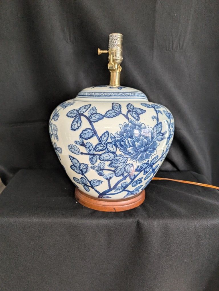Ralph Lauren Big Belly Base Floral Lamp