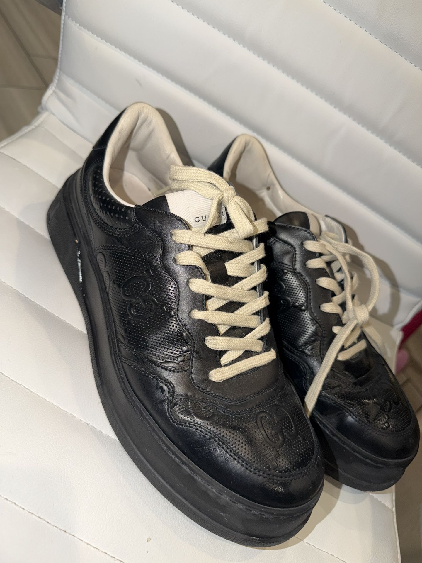 Gucci Gg Embossed Men’s shoes 