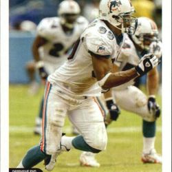 2004 Jason Taylor Football Card ( Topps #67 ) 🔥 RARE 