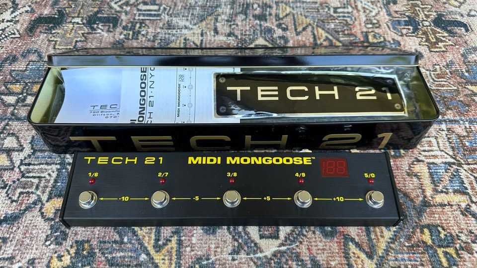 Tech 21 MIDI Mongood MIDI Footswitch Controller