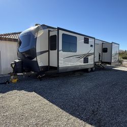 2022 Flagstaff 832FLSB