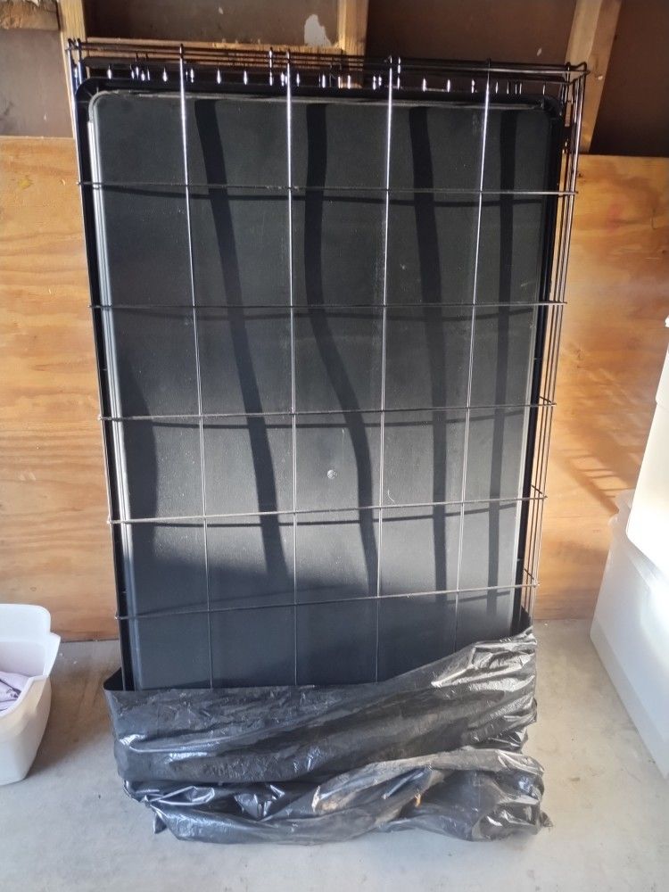 X-large Pet / Dog Crate - Like New