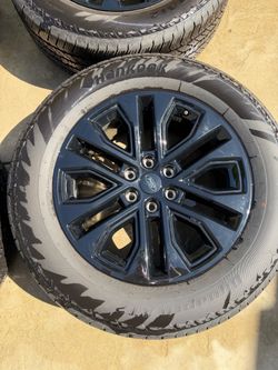 2025 Ford F150 wheels/ tires