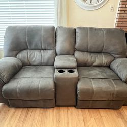 Recliner Couch / Loveseat 