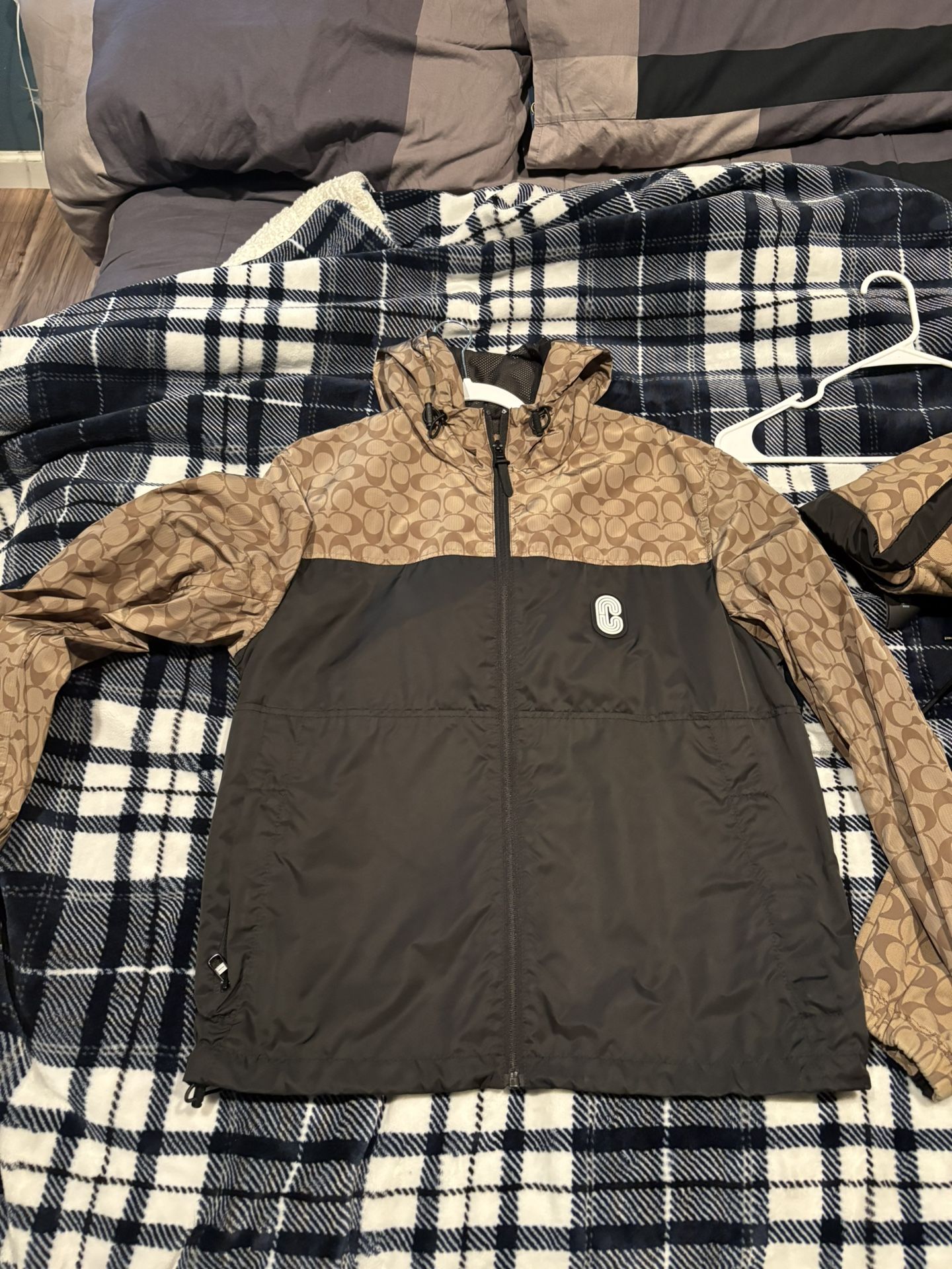 Coach Windbreaker Med