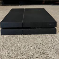 PS4 (Used) Great Condition 500GB CONTROLLER INCLUDED 