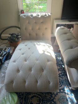 Matching Tufted Chesterfield Sofa & Chaise Lounge – Great Condition