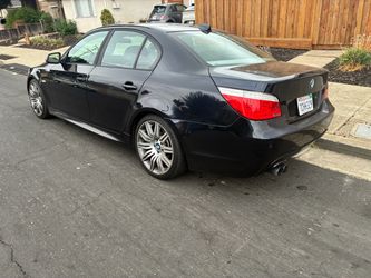 BMW 5 Series Sedan Black