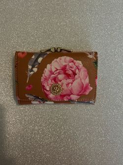 Trifold wallet