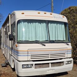 1991 Fleetwood Bounder 34J