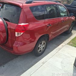 Toyota rav4 2008  titulo limpio 128,mil millas $5,900
