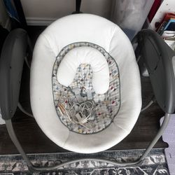 Graco Brand Baby Swing 