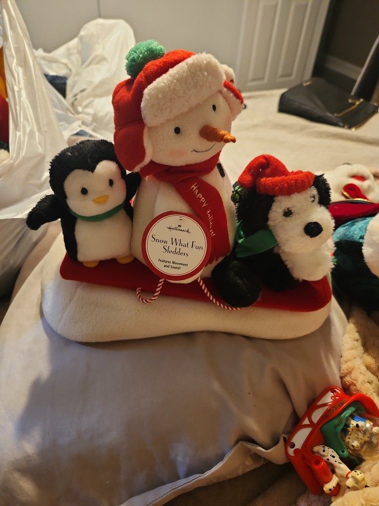 Hallmark Snow What Fun Sledders Musical Brand New With Tags Asking 20