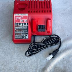 Brand New M12 / M18 Milwaukee Charger 