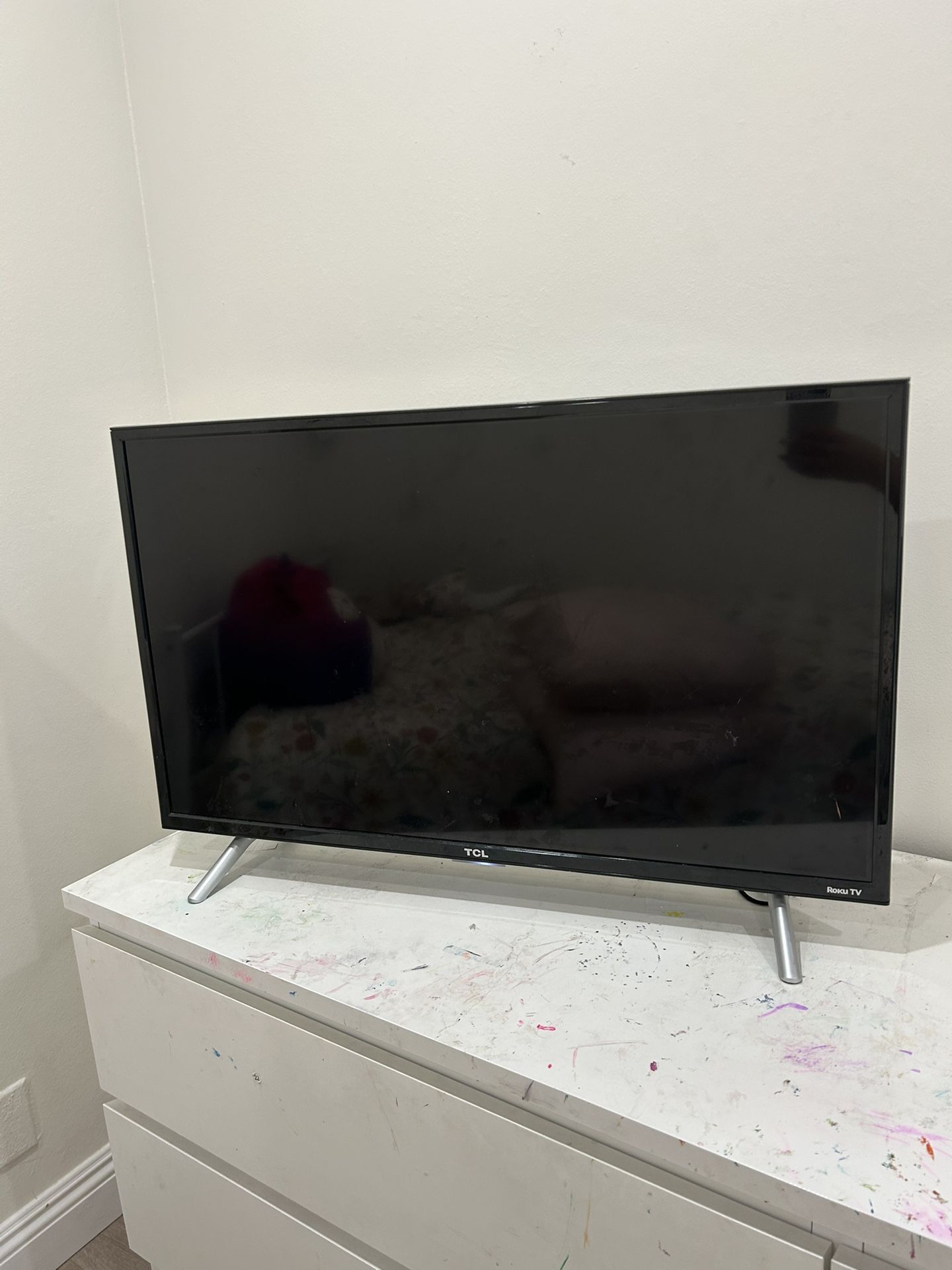 32” Roku Smart Tv
